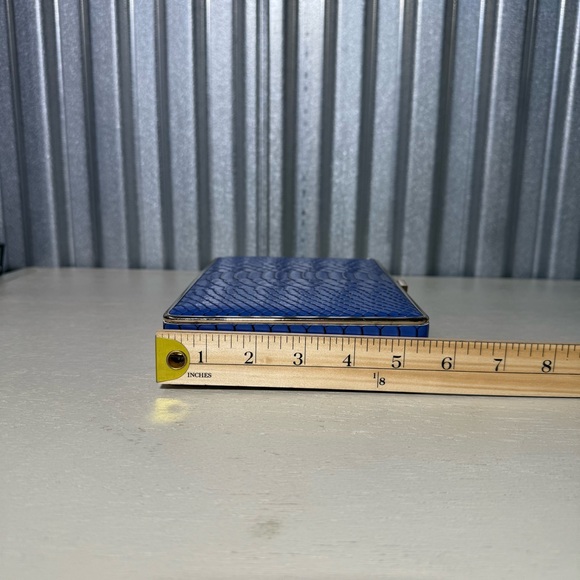 NWT, Blue Crocodile Pattern Clutch with Gold Tone Chain - Picture 5 of 8